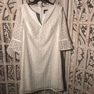 Adrianna Papell 100% Silk Lining Ivory Lace Dress